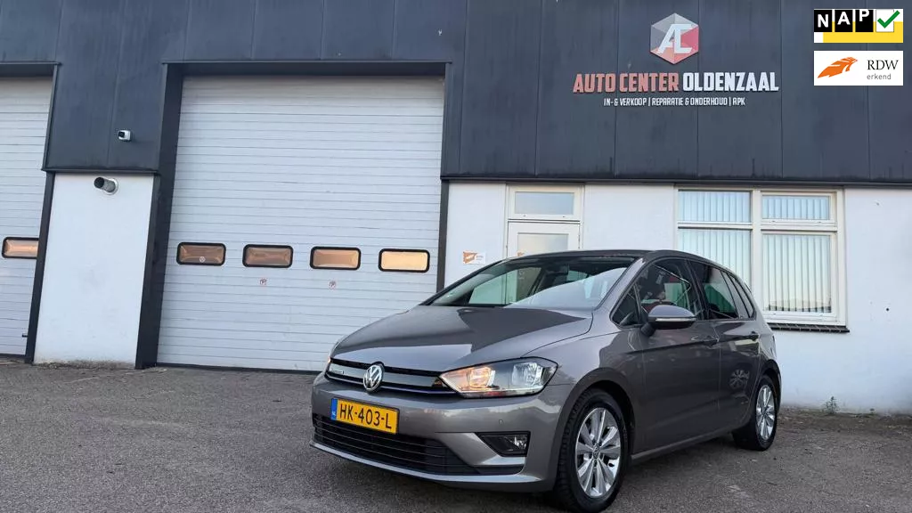 Volkswagen Golf Sportsvan bij Auto Center Oldenzaal
